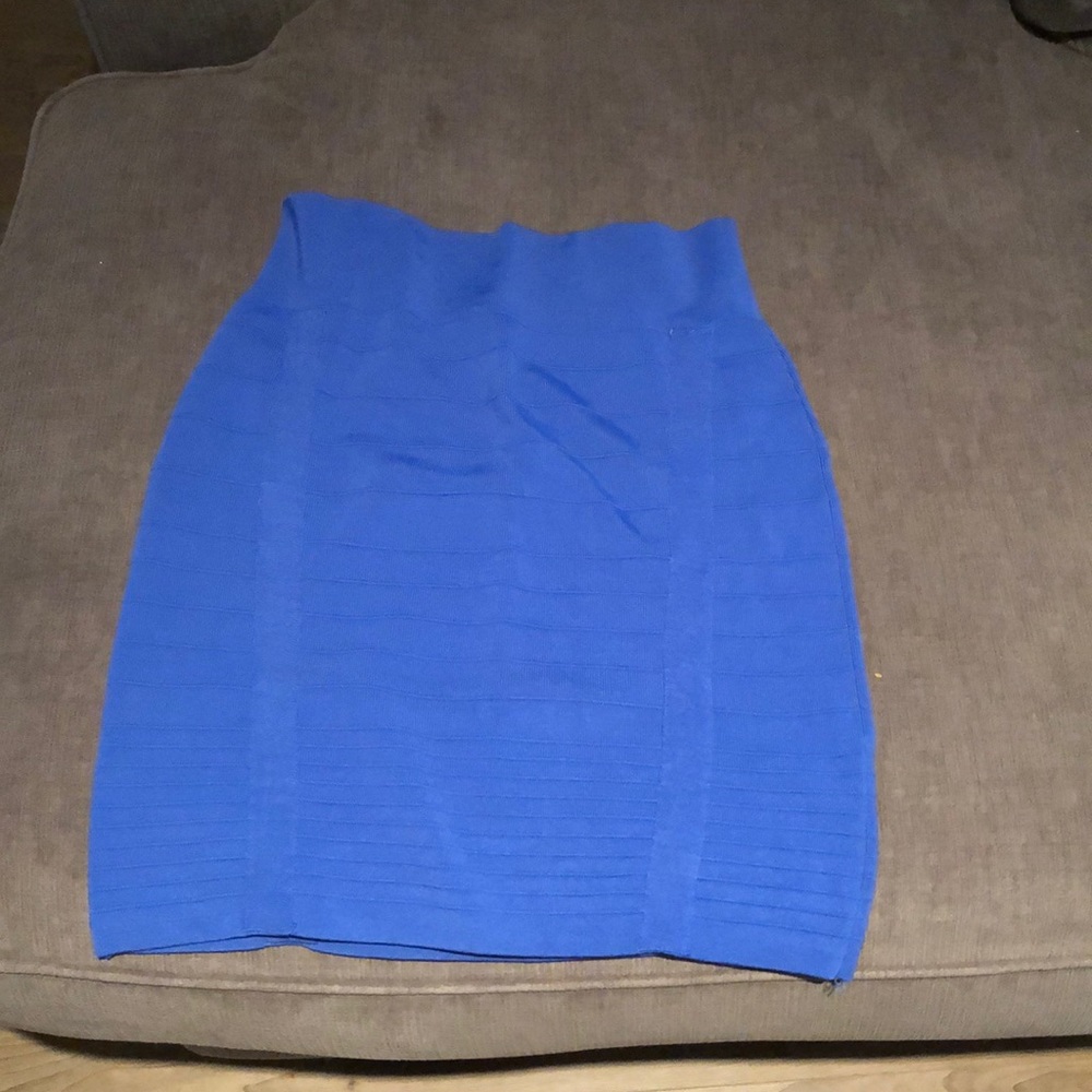 Banded skirt